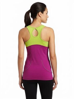 🔹️NWT Tek Gear Wild Berry Colorblock Athletic Racerback Sleeveless Top Medium